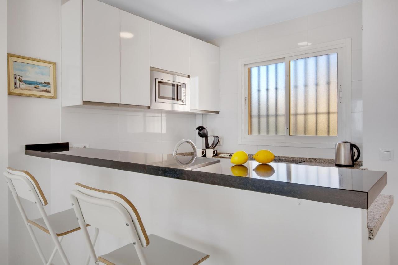 Erisa 59 By Ivi Real Estate Apartment ตอร์เรโมลิโนส ภายนอก รูปภาพ